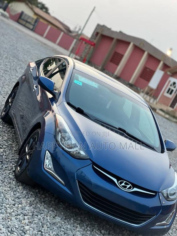 Hyundai Elantra SE Sedan FWD (1.8L 4cyl 6A) 2016 Blue