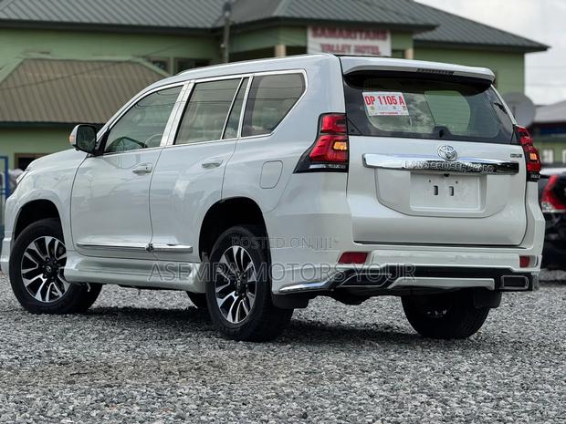 Toyota Land Cruiser Prado 2.7 VVT-i 2015 White