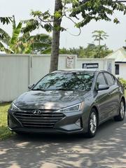 Hyundai Elantra SE 2019 Gray for sale