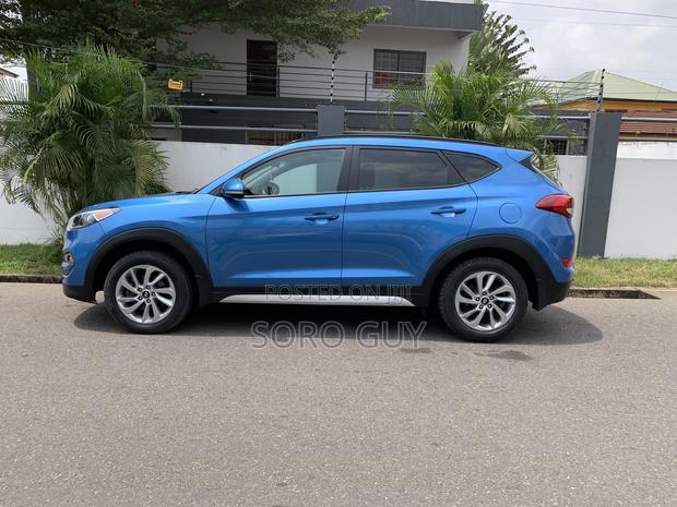 Hyundai Tucson 2017 Blue