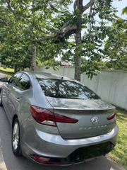 Hyundai Elantra SE 2019 Gray for sale