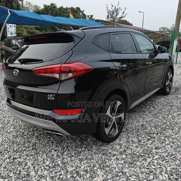 Hyundai Tucson Limited AWD 2017 Black