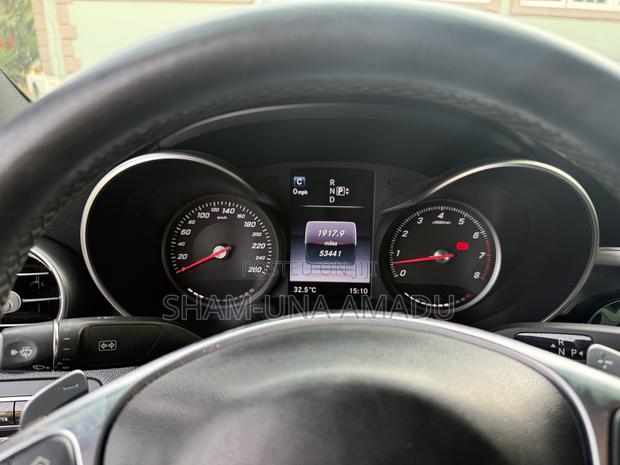 Mercedes-Benz C400 4Matic AWD Sedan (3.0L V6 7A) 2015 White