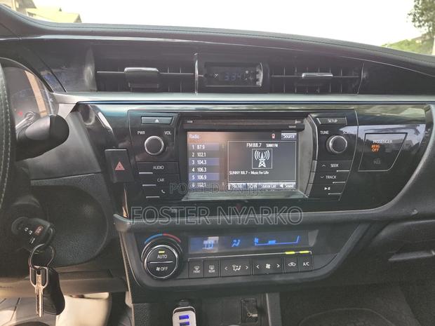 Toyota Corolla L 4dr Sedan (1.8L 4cyl 4A) 2015 Black
