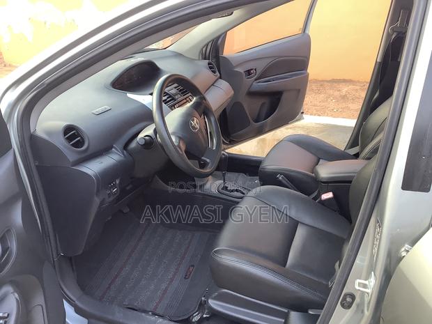 Toyota Vios 2011 Silver