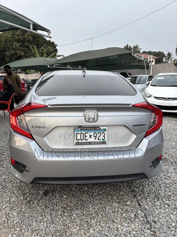 Honda Civic Touring Sedan 2018 Gray