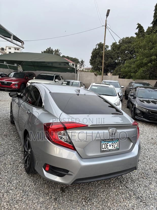 Honda Civic Touring Sedan 2018 Gray
