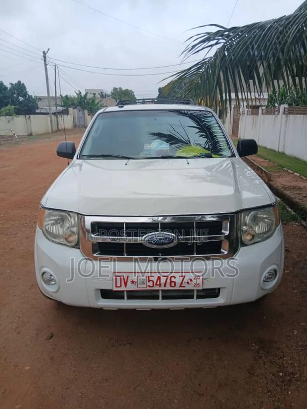Ford Escape XLS Automatic 2011 White