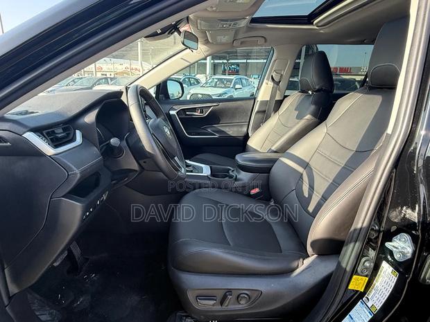 Toyota RAV4 2020 Black