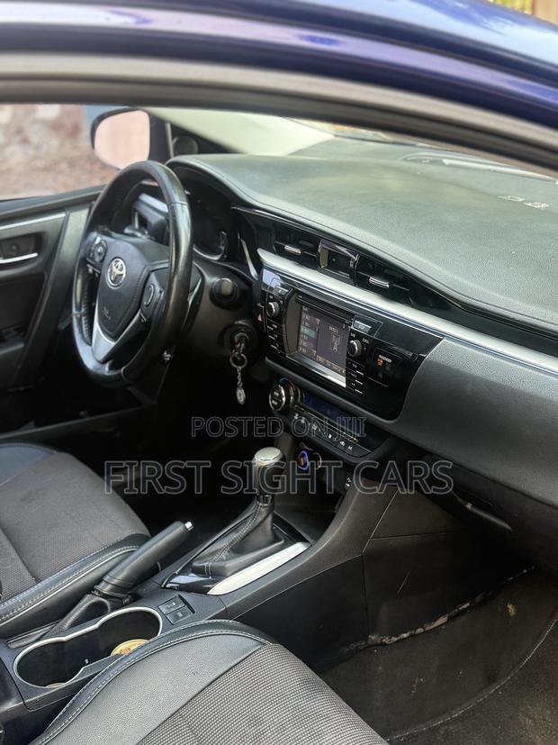 Toyota Corolla S 4dr Sedan (1.8L 4cyl CVT) 2016 Blue