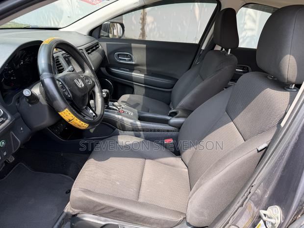Honda HR-V EX-L w/Navigation AWD 2018 Gray