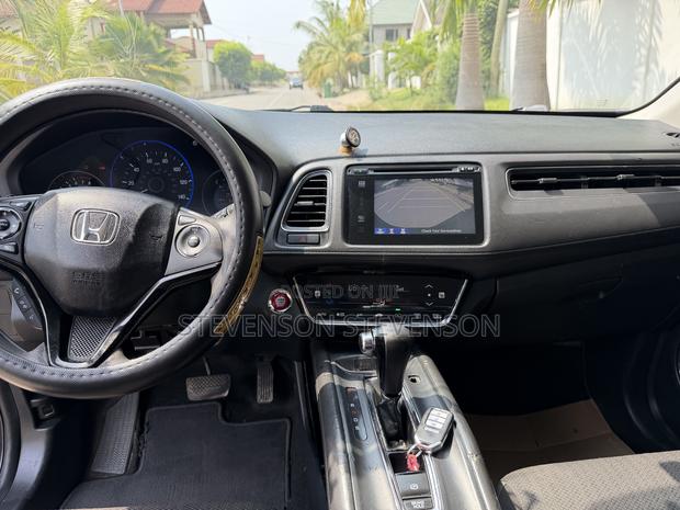 Honda HR-V EX-L w/Navigation AWD 2018 Gray