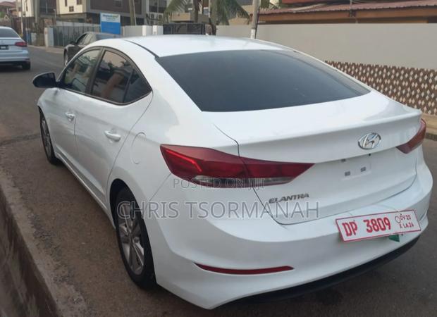Hyundai Elantra Limited 2018 White