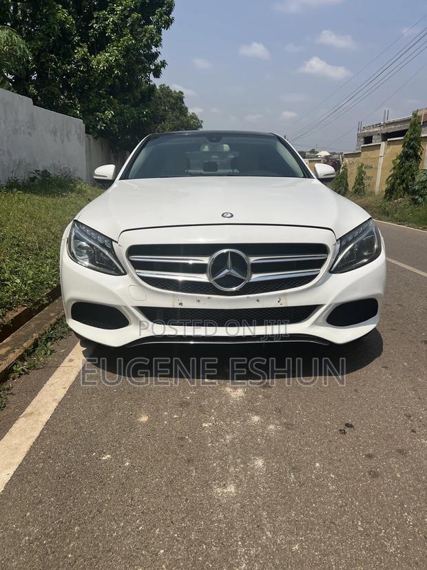 Mercedes-Benz C300 2015 White