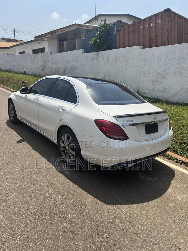 Mercedes-Benz C300 2015 White