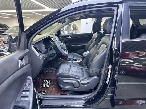 Hyundai Tucson Limited AWD 2015 Black