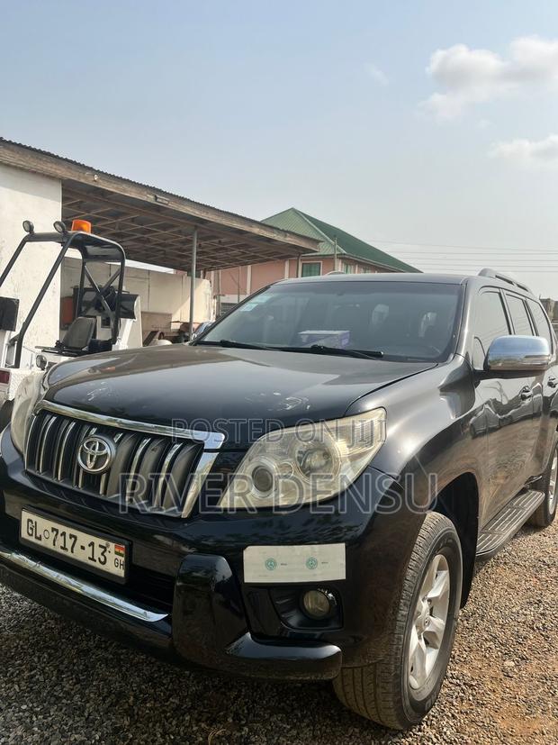 Toyota Land Cruiser Prado 2013 Black
