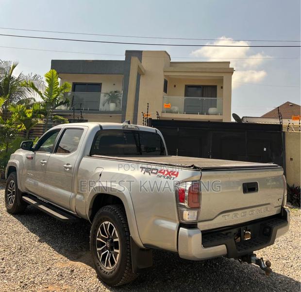 Toyota Tacoma 2023 White