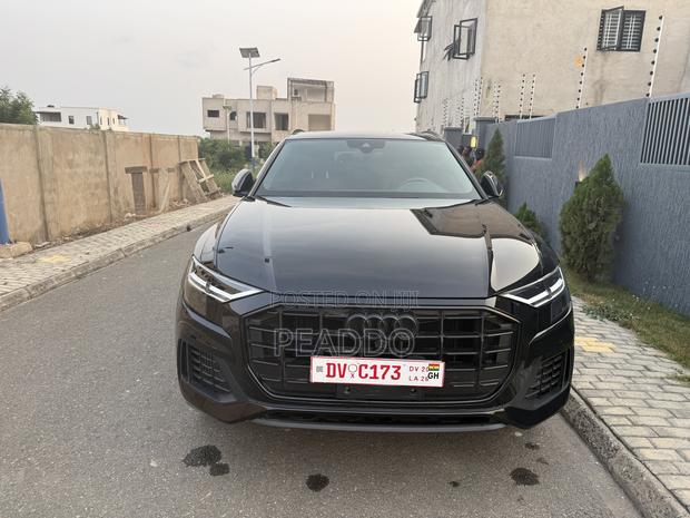 Audi Q8 2021 Black