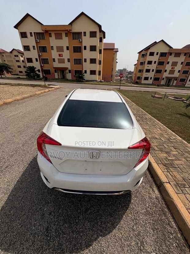 Honda Civic EX Sedan 2020 White