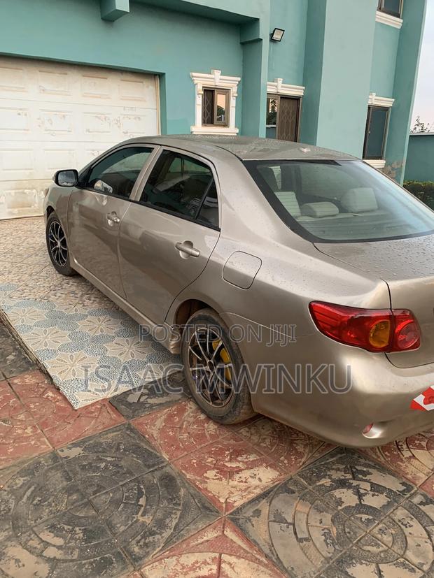Toyota Corolla 1.8 Exclusive Automatic 2009 Silver