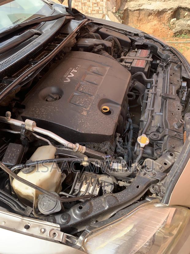 Toyota Corolla 1.8 Exclusive Automatic 2009 Silver