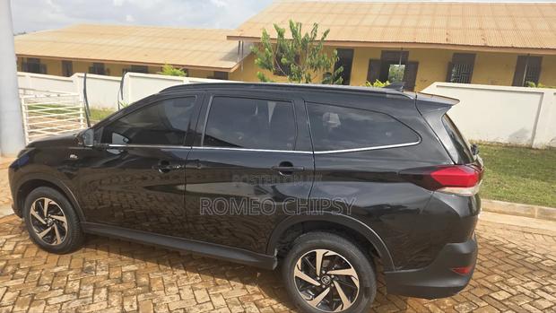 Toyota Rush 2019 Black