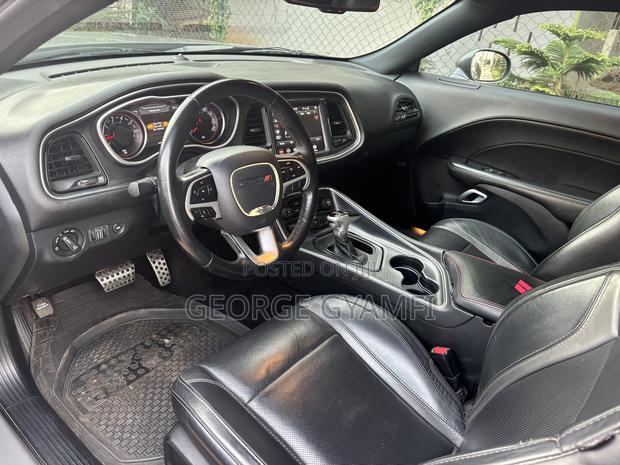 Dodge Challenger GT AWD 2019 Gray