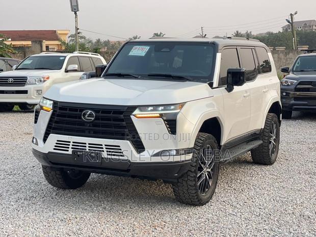 Lexus GX 550 Overtrail 2024 White