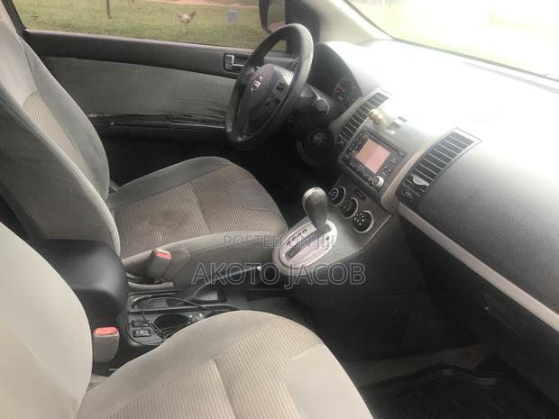 Nissan Sentra 2.0 SR 2011 Black
