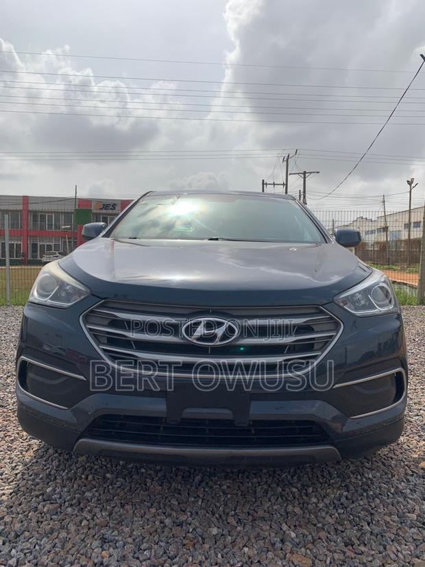 Hyundai Santa Fe SE Ultimate FWD 2018 Gray