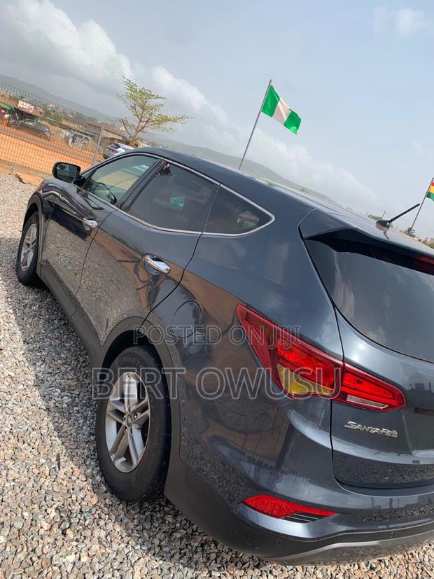 Hyundai Santa Fe SE Ultimate FWD 2018 Gray