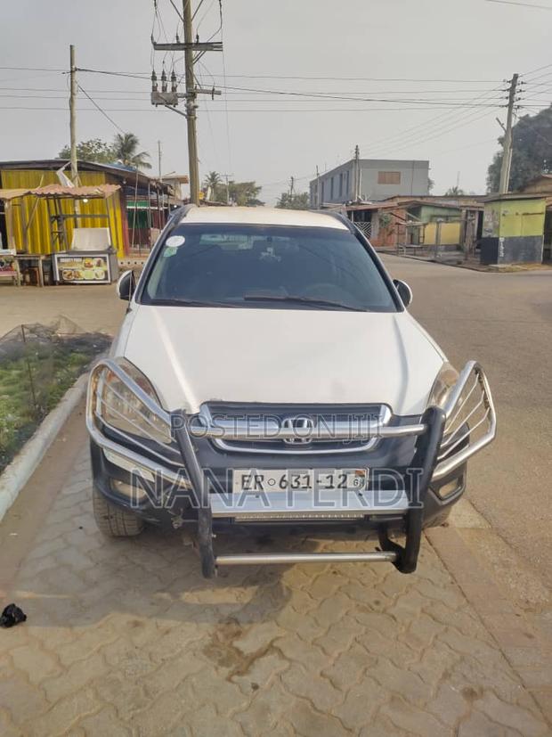 Honda CR-V 2004 White