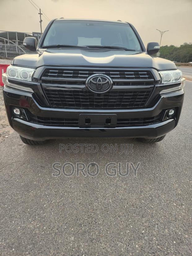 Toyota Land Cruiser 2015 Black