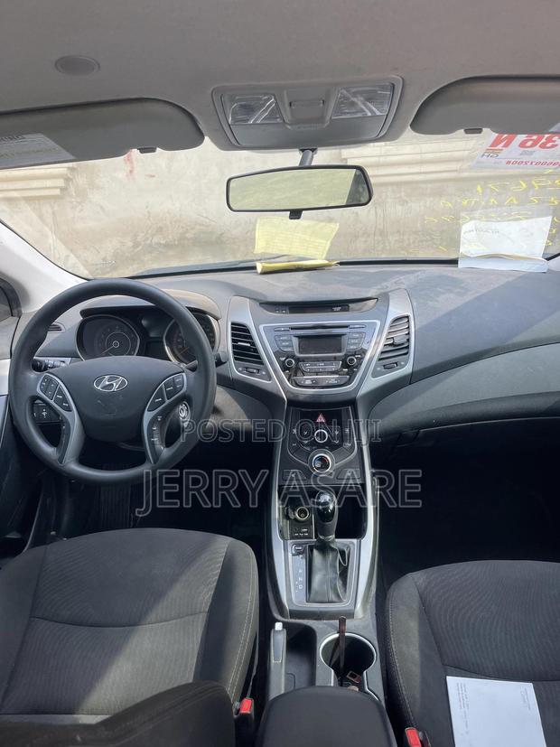 Hyundai Elantra 2016 Black