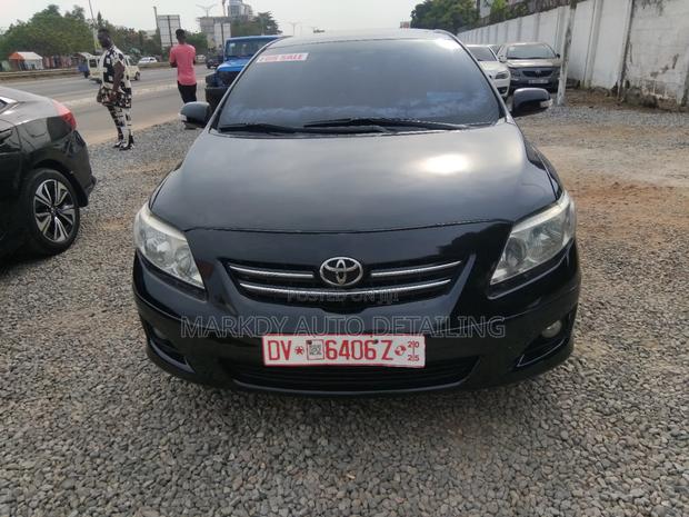 Toyota Corolla 2010 Black