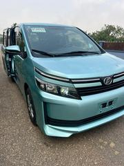 Toyota Voxy SV Premium 2014 for sale