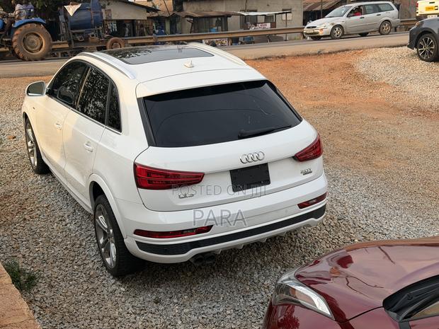 Audi Q3 2.5 TFSI RS quattro 2017 White