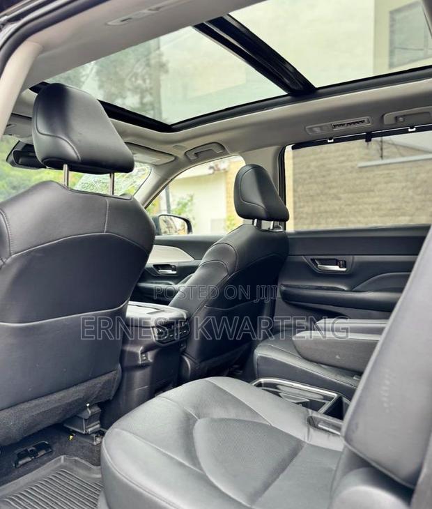 Toyota Grand Highlander 2024 Black