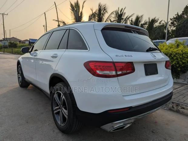 Mercedes-Benz GLC-Class 2019 White