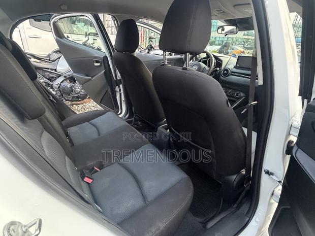 Toyota Yaris iA 1.5 FWD 2016 White