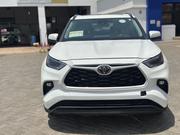 Toyota Highlander XLE AWD 2023 White for sale