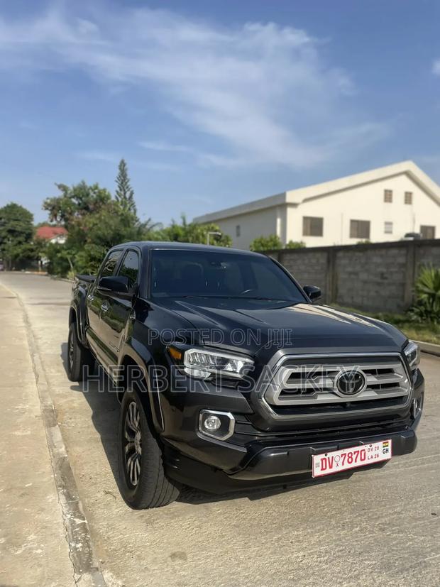 Toyota Tacoma Limited Double Cab 5' Bed V6 AT 2023 Gray