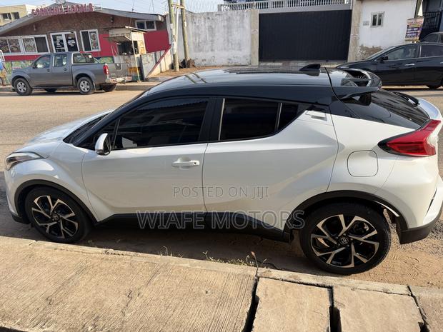 Toyota C-HR Limited FWD 2019 White