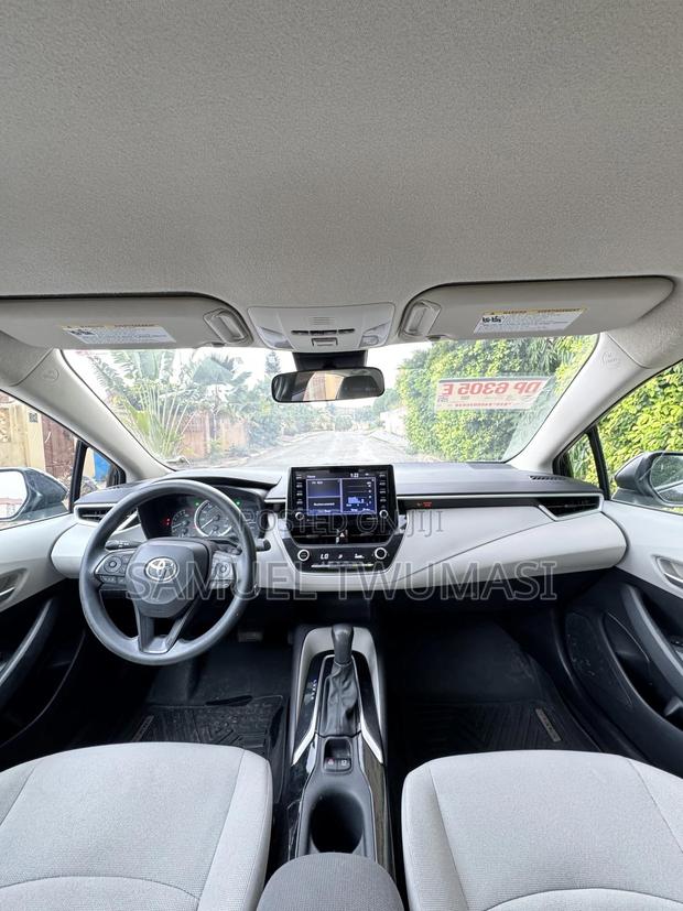 Toyota Corolla LE 2022 Black