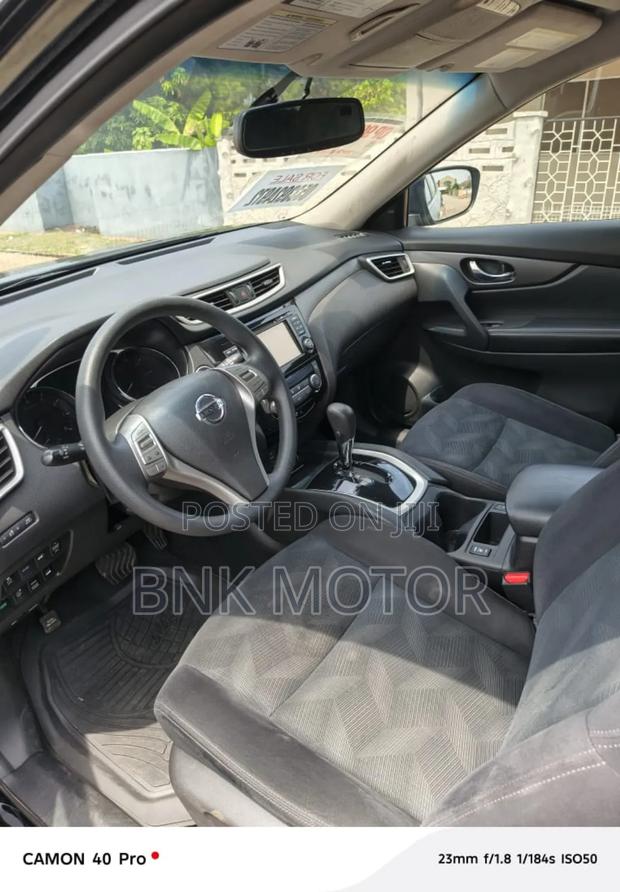 Nissan Rogue SV AWD 2016 Black