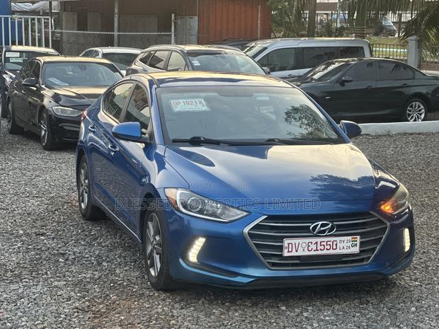 Hyundai Elantra ECO Sedan FWD (1.4L 4cyl 7A) 2017 Blue