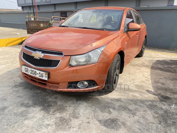 Chevrolet Cruze 2012 Brown