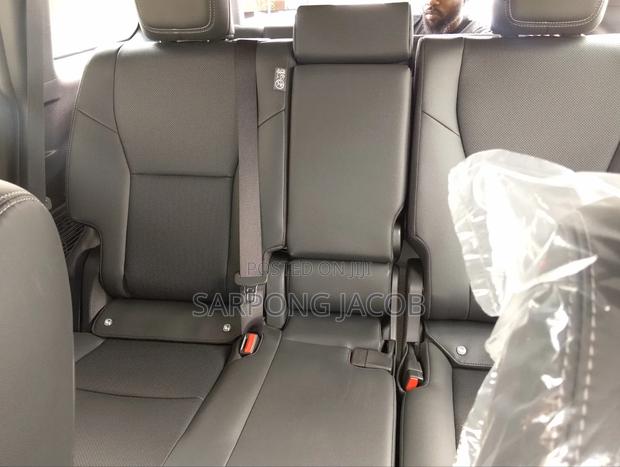 New Toyota Land Cruiser Prado 2.8 2025 Black