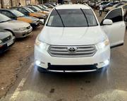 Toyota Highlander 2.7L 2WD 2013 Pearl for sale